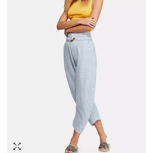 Free People Paradise Toggle-Waist Capri Jeans | Size S - Picture 3 of 11